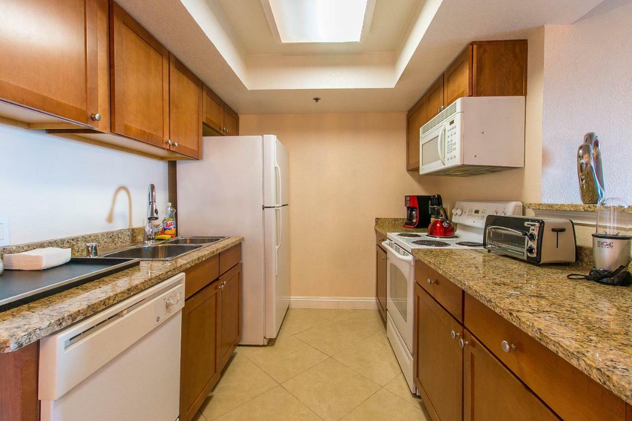 Luxury Modern Condo 2 Лас Вегас Екстериор снимка
